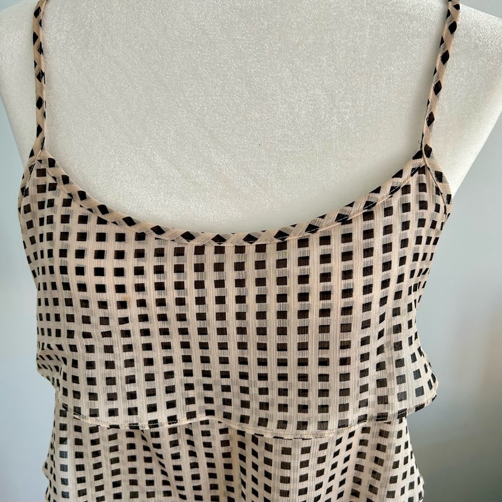 New York & Company Top - Size: M - Picture 4 of 5